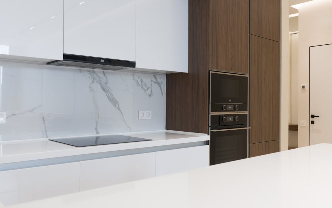 Fördelarna med en platsbyggd kökssoffa